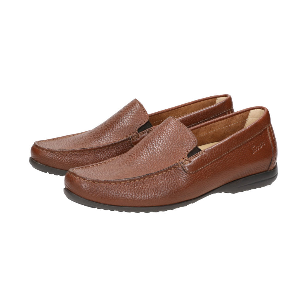 Side view of a pair of of Gilles-H men's loafers in brown leather