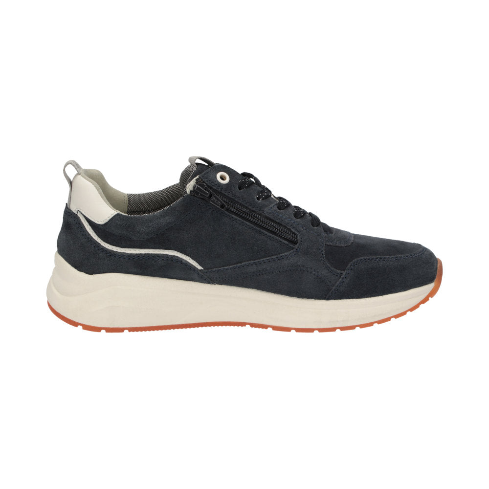 Tasulio-702-J Navy Trainers