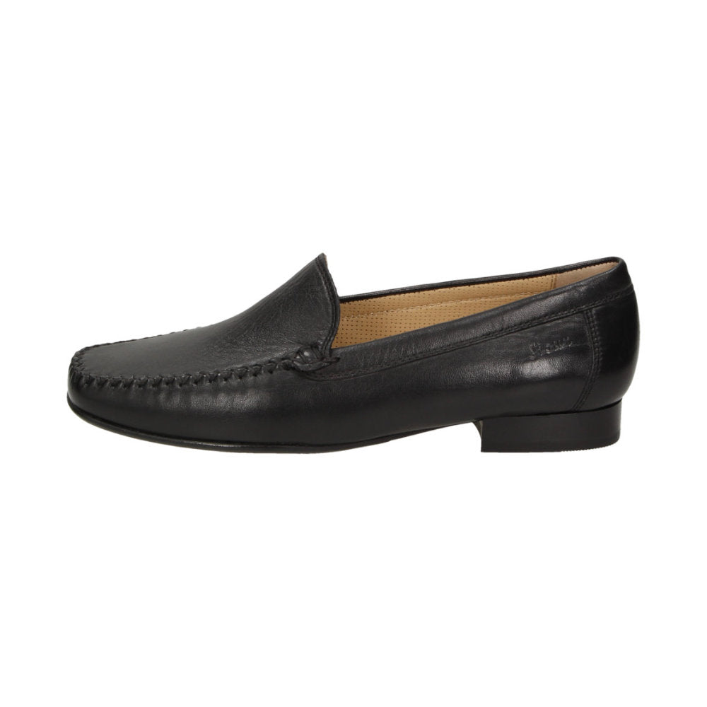 Front view of Campina black lamb nappa moccasin for women