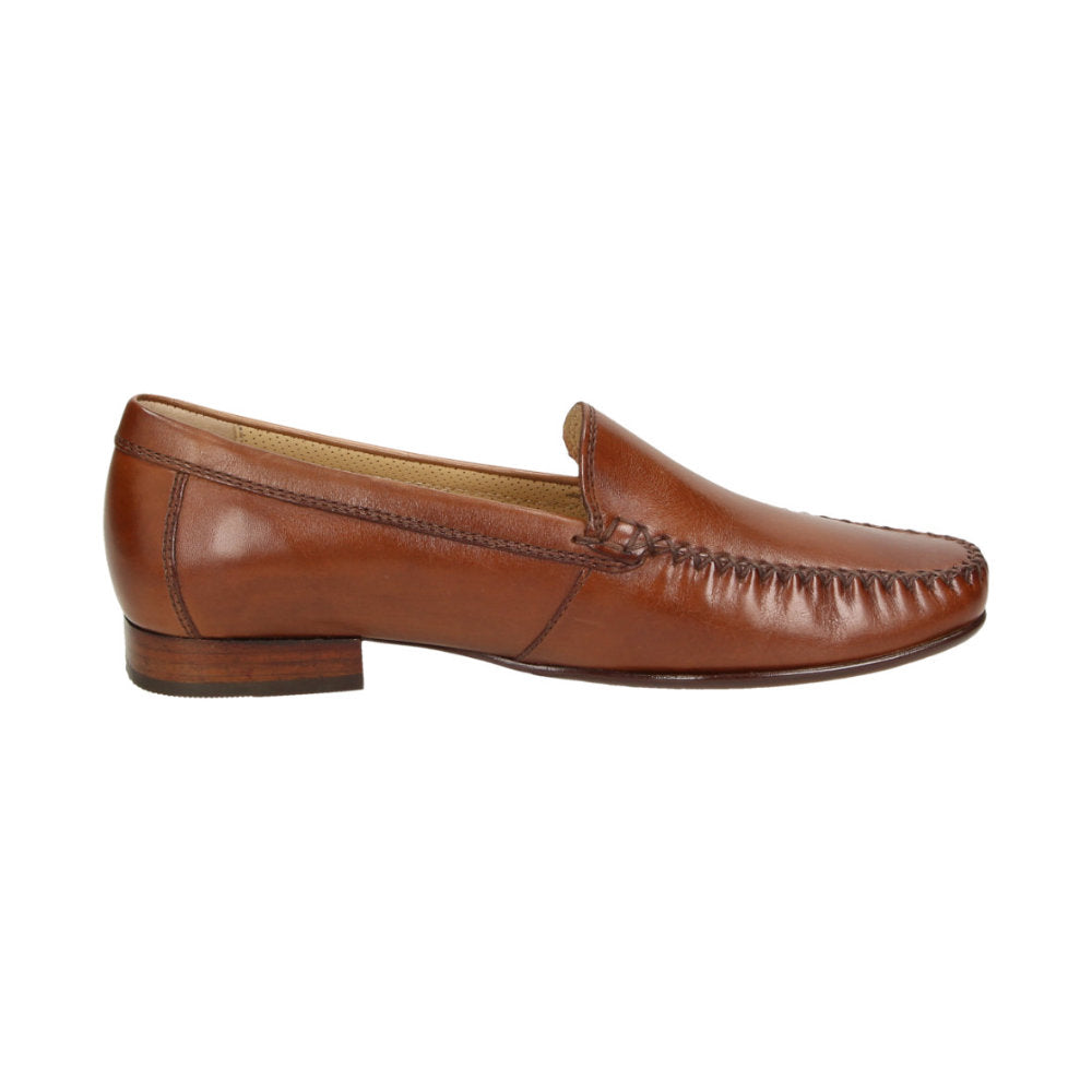 Back view of brown Campina moccasin