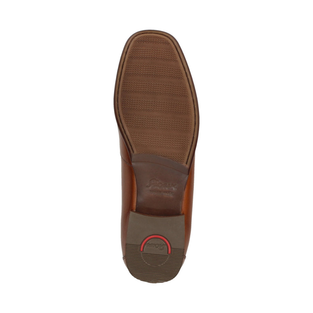 Close-up of Campina soft calfskin leather craftsmanship