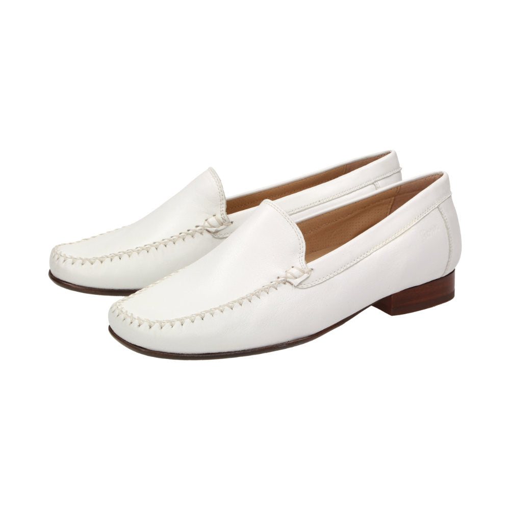 Campina White Moccasin
