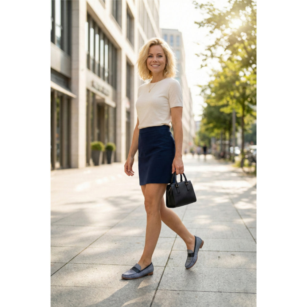 Rosikena-700 Blue Moccasin